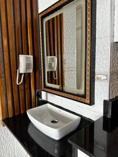 Glass house property - Kampala - 5