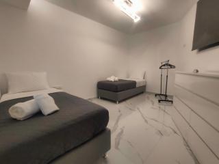 Luxury Living Peramos - Néa Péramos - 5