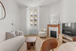 LB Vacation Rentals I Renovated Apartment Min from Beach and Palais - 6