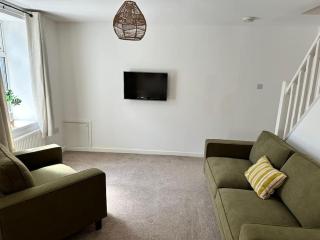 Stylish miners cottage at North Rd - Porth - 1