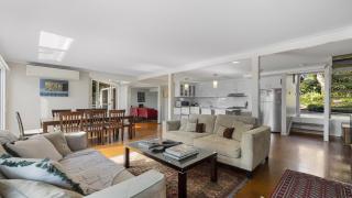 Jetty Hideaway - Cosy Cottage, Fireplace, Gardens - Coffs Harbour - 6
