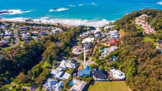 Lumière - Large Modern Family Home, Pool, Beach - 9