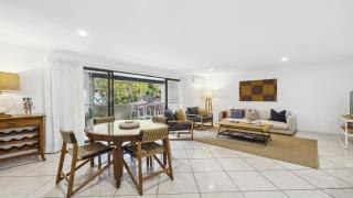 Lindy Lou's - Sawtell - 9
