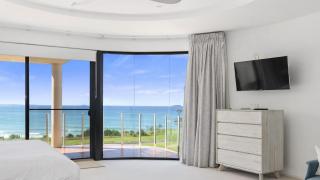 Villa Provence - Stunning Views, Walk to resorts. 5 Bed 3 Bath - Coffs Harbour - 9