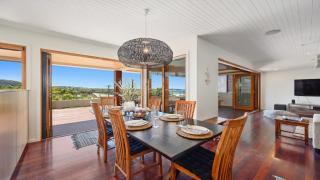 Sundecks - Emerald Beach - 6