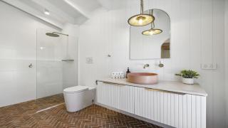 Sojourn - Emerald Beach - 1