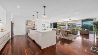 Northern Exposure - Sapphire Beach - 2