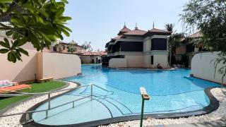 Beachfront Residences with Full Sea and Burj AlArab Views in Luxury Resort - 7