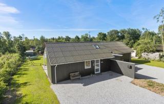 Gorgeous Home In Ebeltoft With Kitchen - Ebeltoft - 4