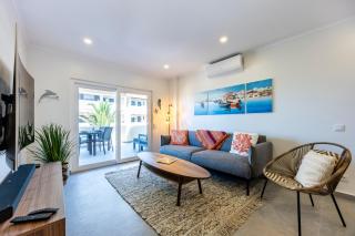 O Golfinho - Lagos - 0