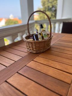 Apartment w/ spacious terrace - Mandre - 1