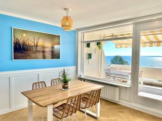 FeWo Traumblick - Himmel & Meer mit TRAUM Meerblick am Strand mit großem Balkon - WLAN, Streaming, 2024 modernisiert - Sierksdorf - 8