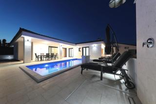 Luxury Villa Mariva with heated pool - Vir - 9