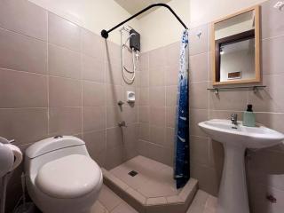 1BR Condotel Ridgewood Towers Taguig City #RW11 - Manila - 7