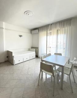 Bilocale con parcheggio privato vicino la stazione - Levanto - 6