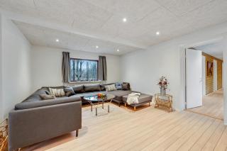 Large 30-Person Holiday Home With Pool And Spacious Activity Room - 5000 - Engesvang - 6