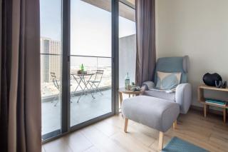 Frank Porter - Aura by Azizi - Dubai - 1