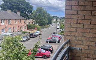 2 Bed Flat - Sleeps 4 - Pets - Parking - Wifi - 4