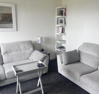2 Bed Flat - Sleeps 4 - Pets - Parking - Wifi - 3