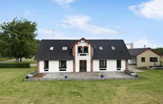 5 Bedroom Beautiful Home In Brovst - Brovst - 0