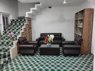 Gulzar Guest houses with Kitchen - Srinagar - 6