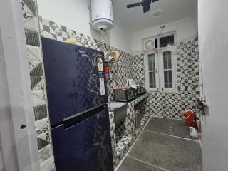 Gulzar Guest houses with Kitchen - Srinagar - 2
