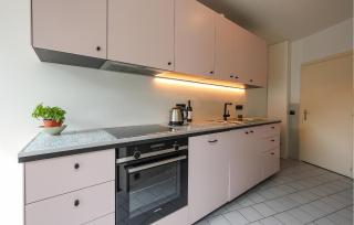 3 Bedroom Nice Apartment In Oostende - Ostend - 4