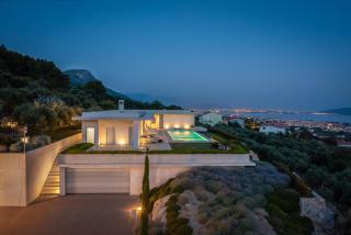 Villa Radun Home with Grand Heated Pool - Kastel Stari - 0