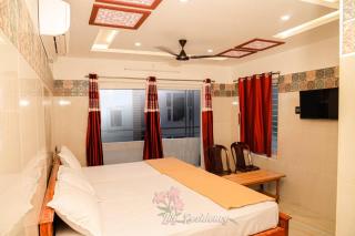 Lily Homestay - Velankanni - 2