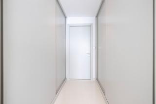 LUX Spacious 1 BR - Beachfront and Seaview - 2