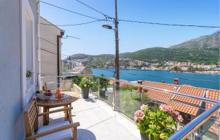 Beautiful Apartment In Sustjepan - Dubrovnik - 0