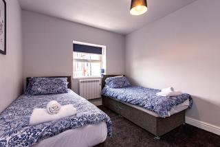 Maritime House Two - 4BR Sleeps 10 Near City Centre - 5