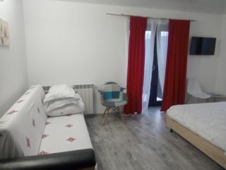 Casa Prieteniei - camere cu priveliște - Bistriţa - 8