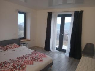 Casa Prieteniei - camere cu priveliște - Bistriţa - 6