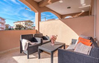 Amazing Apartment In Biograd Na Moru - Biograd na Moru - 9