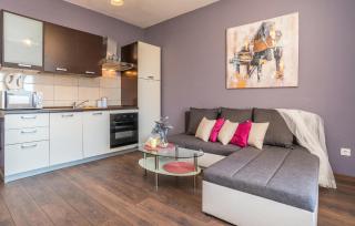 Amazing Apartment In Biograd Na Moru - Biograd na Moru - 6