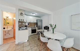 2 Bedroom Stunning Home In Hodilje - 6