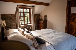 5 Star Romantic Rose Cottage with Roll-Top Bath - Lisburn - 6