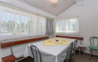 2 Bedroom Amazing Apartment In Pinezici - Pinezici - 7
