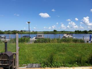 Waterchalet number 6 Recreationpark Yn'e Lijte Grou met ligplaats boot - 2