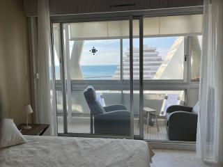 APPARTEMENT CENTRE VILLE T2 - 4 PERSONNES AVEC VUE SUR MER, GARAGE ET LOGGIA - La Grande-Motte - 6