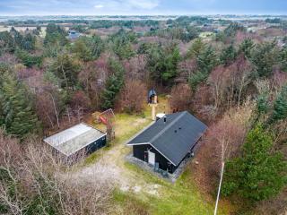 Lovely 6-Person Cottage With Outdoor Sauna - 1007 - 4