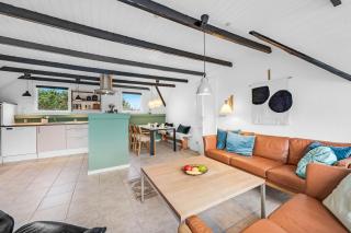 Vacation Home Renovated In 2023 With A 6-Person Hot Tub - 1010 - Ringkøbing - 8