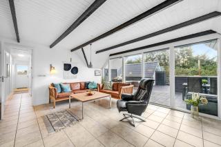 Vacation Home Renovated In 2023 With A 6-Person Hot Tub - 1010 - Ringkøbing - 5