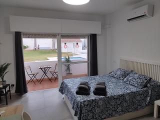Calidad, terraza y piscina a 500m de la playa - Torremolinos - 0