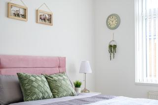 Luxury 4 Bedroom Apartment Southsea - Free Parking - Portsmouth - 3