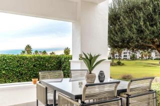 La Isabella - La Torre Golf Resort - 9