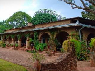 Huntingdon House and Chawani Bungalow - 0