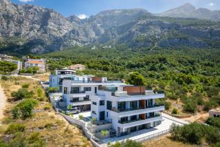 Luxury Villa Tea with Heated Pool - 4