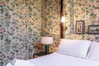 Florence Huge Apartment with Private Garden - 5